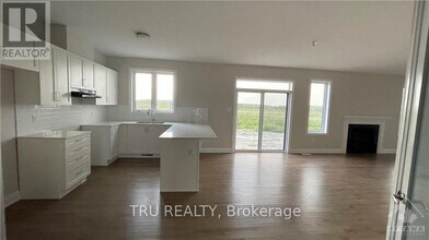 312 Appalachian Cir in Ottawa, ON - Building Photo - Building Photo