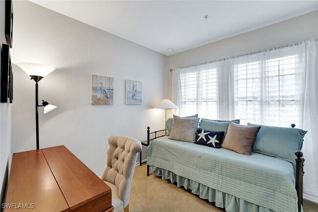 property at 1383 Artesia Dr E