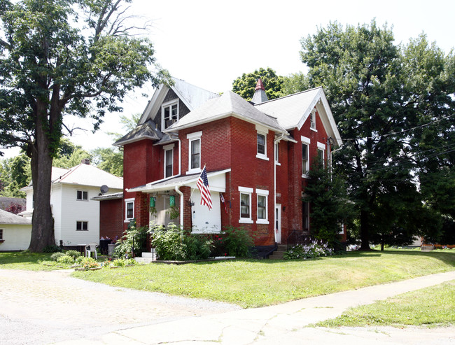 182 N Union Ave in Salem, OH - Building Photo - Building Photo