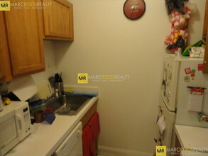 120 Norway St, Unit 11 in Boston, MA - Building Photo - Building Photo