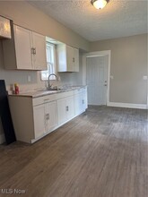 1126 Borden Ave SW in Massillon, OH - Building Photo - Building Photo