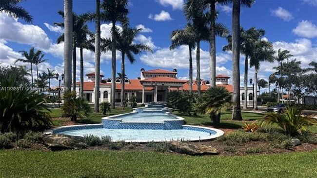 7567 SW 189th St in Cutler Bay, FL - Building Photo - Building Photo