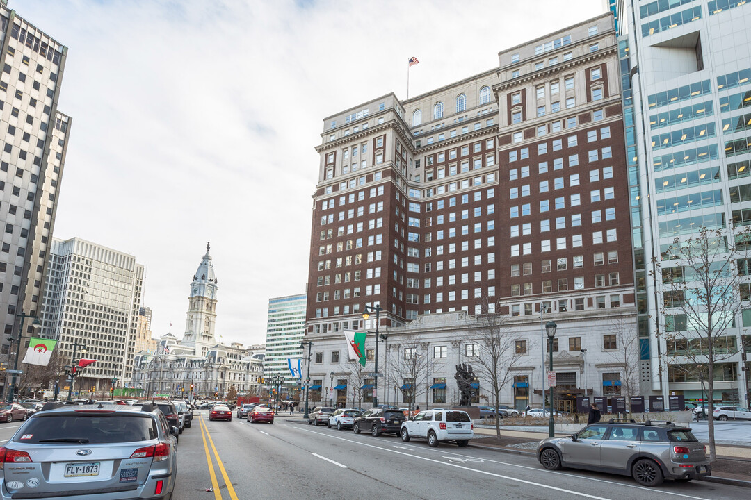 1600 Arch St, Unit #1716 in Philadelphia, PA - Foto de edificio