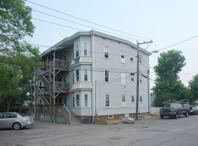 3 Soffron Ln Apartments