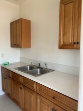 910 S Marengo Ave in Pasadena, CA - Building Photo - Building Photo