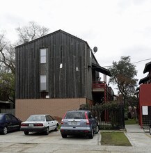 Yaseen Apartments in Metairie, LA - Building Photo - Building Photo