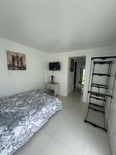 6242 SW 24th St in Miramar, FL - Building Photo - Building Photo