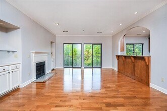 2865 Lenox Rd NE in Atlanta, GA - Building Photo - Building Photo