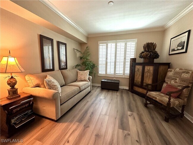 325 Dunes Blvd
