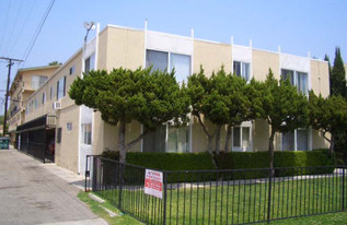 16051 Cantlay St Apartments