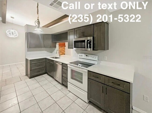 1375 Jan Lan Blvd in St. Cloud, FL - Building Photo - Building Photo