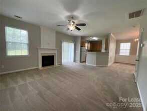 10846 Traders Ct in Davidson, NC - Building Photo - Building Photo