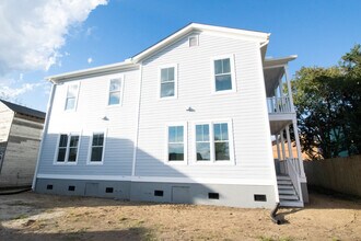 195 Romney St in Charleston, SC - Building Photo - Building Photo