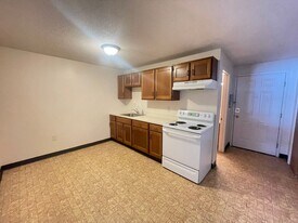 185 Loudon Rd in Concord, NH - Building Photo