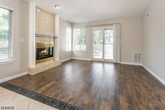 56 Wescott Rd in Bedminster, NJ - Building Photo - Building Photo