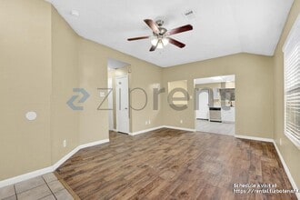 7340 Concordia Ln in Dallas, TX - Foto de edificio - Building Photo