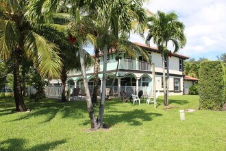 13847 Geranium Pl in Wellington, FL - Building Photo - Building Photo
