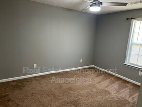 1710 Summerwoods Ln in Griffin, GA - Building Photo - Building Photo