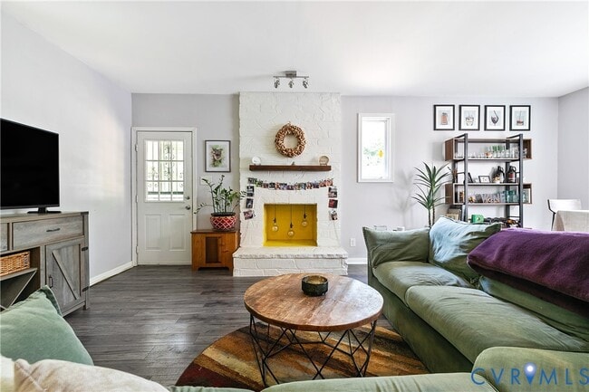property at 5503 Almond Ave