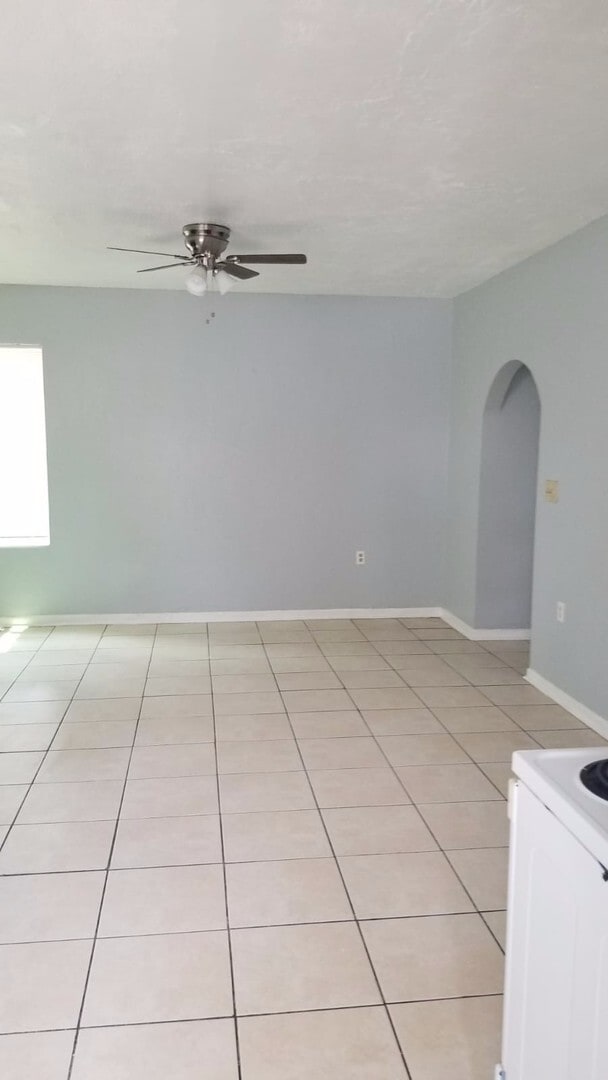 3211 5th Ave S in St. Petersburg, FL - Building Photo - Building Photo