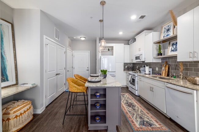 Asbury Flats in Charlotte, NC - Foto de edificio - Interior Photo