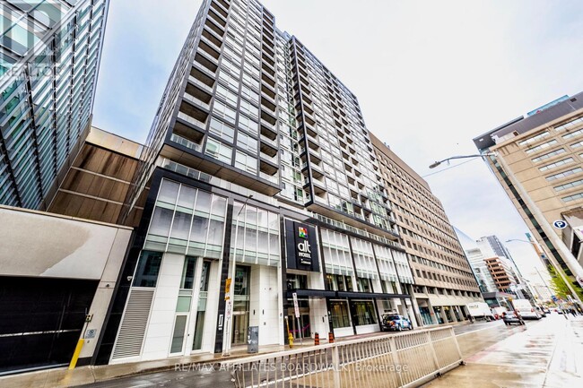 199-1199 Slater St.