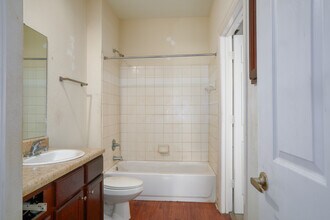 Elm Street Village in Tallulah, LA - Building Photo - Interior Photo