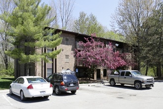 Creekstone Apartments in Grand Rapids, MI - Foto de edificio - Building Photo