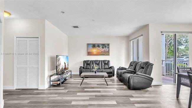 4465 SW 160th Ave, Unit 101 in Miramar, FL - Building Photo - Building Photo