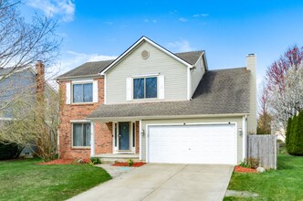 8370 Payson Dr in Lewis Center, OH - Building Photo - Building Photo