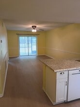 1301 Pridgen Rd in Myrtle Beach, SC - Building Photo - Building Photo