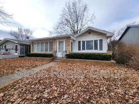 2419 Layher Ave in Terre Haute, IN - Building Photo