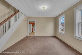 1315-1319 Wyoming Ave in Scranton, PA - Building Photo - Building Photo