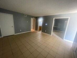 5492 Apple Blossom Dr in Memphis, TN - Building Photo - Building Photo