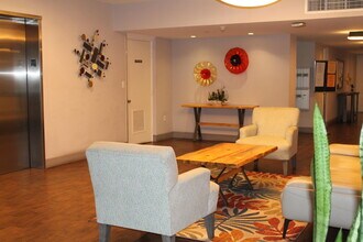 3507 Oaks Way in Pompano Beach, FL - Building Photo - Building Photo