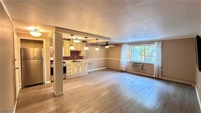 6000 Nob Hill Dr in Chagrin Falls, OH - Building Photo - Building Photo