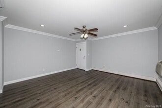 50 Johnson Ave in Sayville, NY - Building Photo - Building Photo