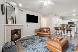 80 I-80 in North Liberty, IA - Building Photo - Building Photo