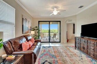 16706 Vardon Ter, Unit 301 in Bradenton, FL - Building Photo - Building Photo