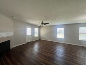 15319 Sableton Crest Ln in Cypress, TX - Foto de edificio - Building Photo