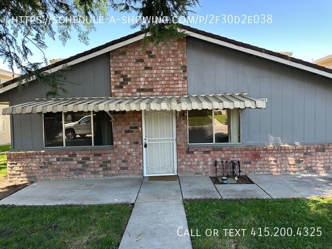 4513 Greenholme Dr in Sacramento, CA - Building Photo - Building Photo