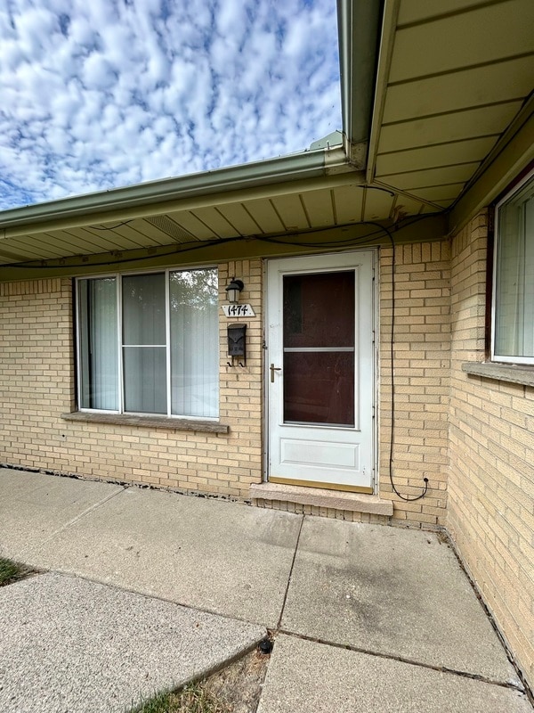 1474 St Johns Blvd in Lincoln Park, MI - Building Photo - Building Photo