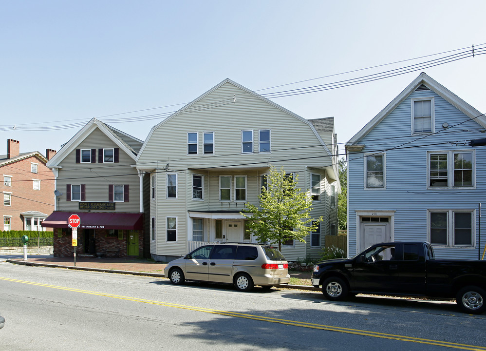 214-216 Danforth St in Portland, ME - Foto de edificio