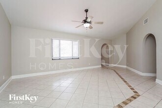 3510 SW 1st Ave in Cape Coral, FL - Building Photo - Building Photo