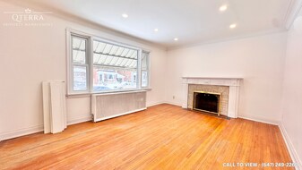 116 Parkview Hill Cres in Toronto, ON - Building Photo