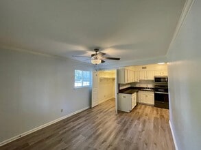 2200 S Louisiana St, Unit 201 in Little Rock, AR - Building Photo - Building Photo