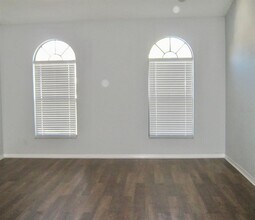 4398 Plumosa St in Spring Hill, FL - Building Photo - Building Photo