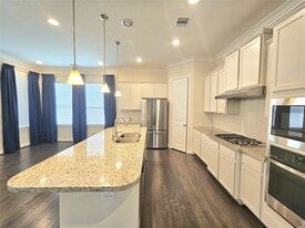 9610 Knights Station Dr in Houston, TX - Building Photo