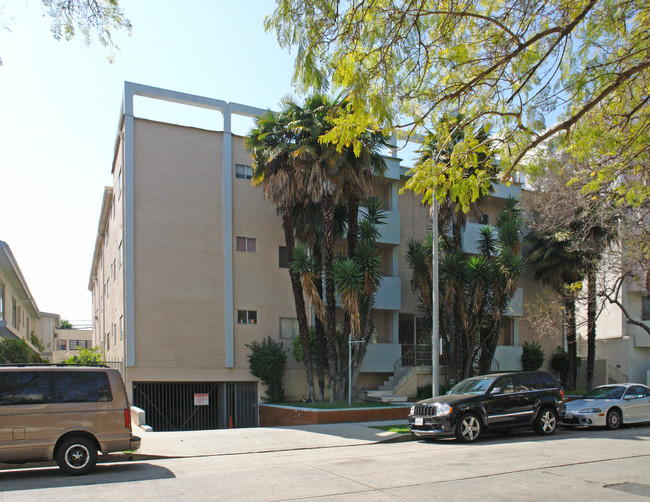 815 S Wooster St in Los Angeles, CA - Building Photo - Building Photo