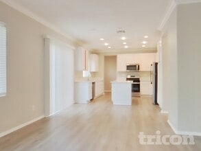 33558 Iris Ln in Murrieta, CA - Building Photo - Building Photo